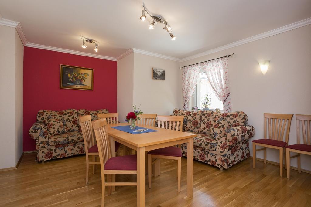 Saeuleck Appartement Inkl Skibus Mallnitz Exterior foto
